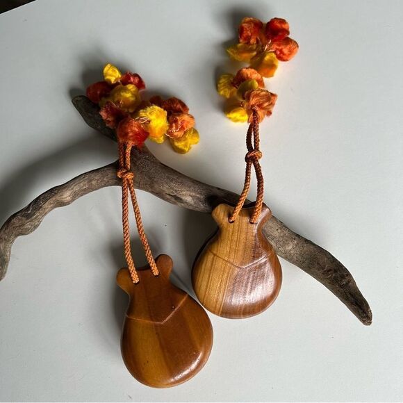 Vintage Wooden Castanets. MINT Condition. Gorgeous. Amazing Sound - Picture 4 of 5